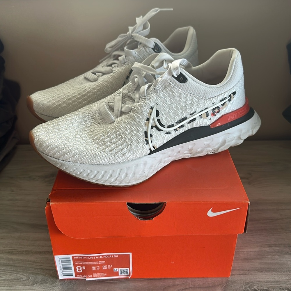 Nike Infinity Run 3 AIR Hola Lou